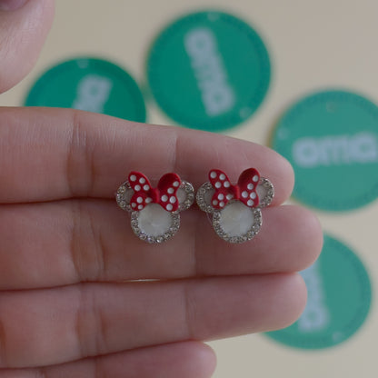 Minnie Mouse Earrings / Studs