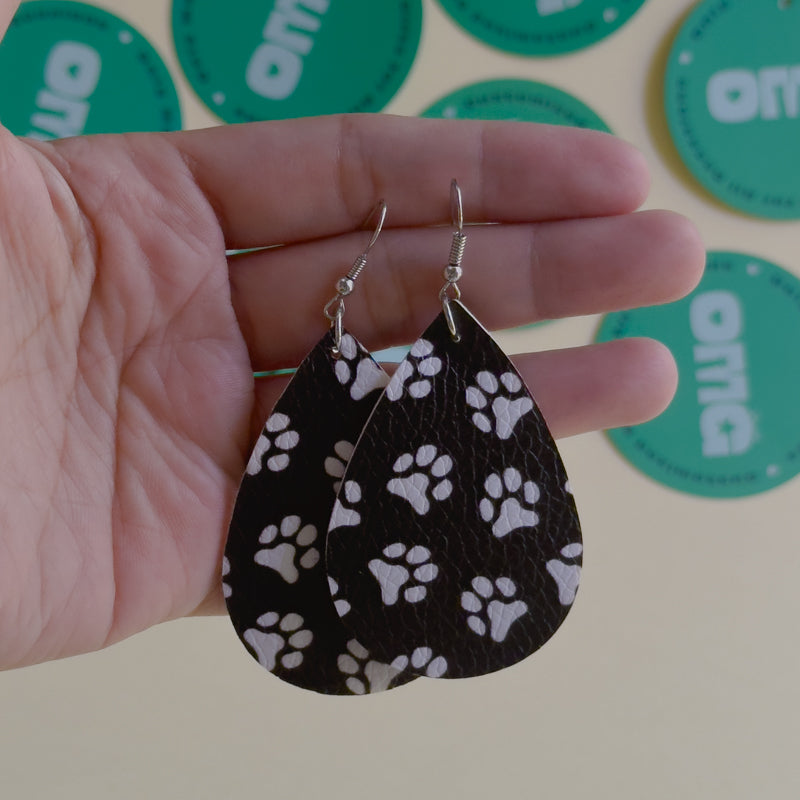 Leather Dangle / Earrings / Lightweight